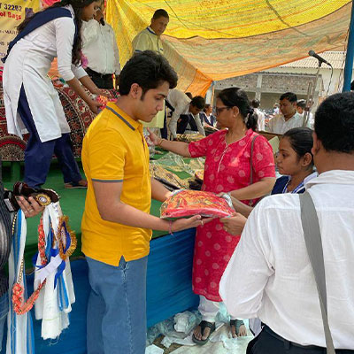 Apparel Distribution